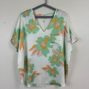 Jodifl Retro Floral Oversized Dolman Sleeve Pocket Blouse Ivory Green Small